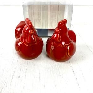 Boston Warehouse Roosters Salt and Pepper Shakers